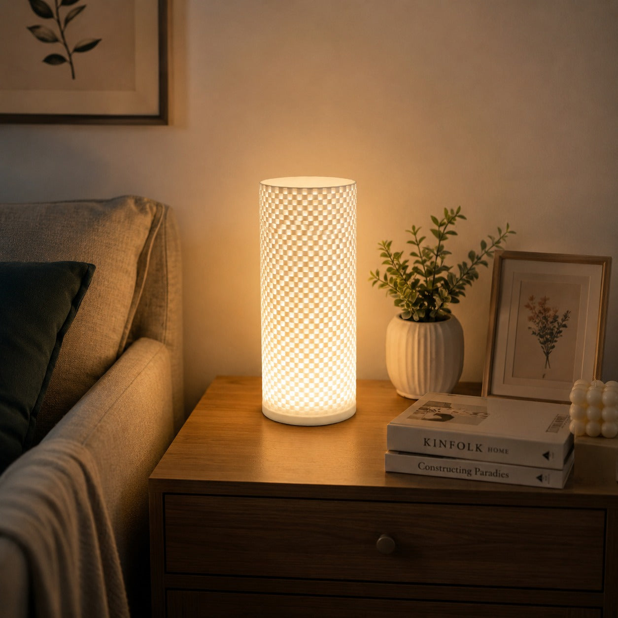 AuraGlow 19 Warm White Table Lamp